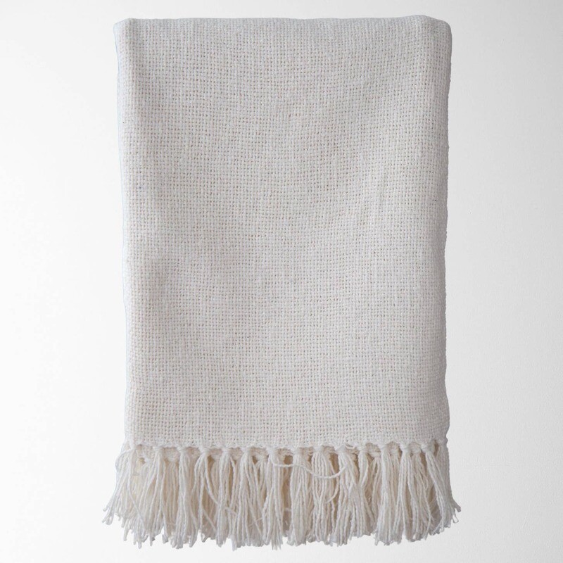 Darby Fringe throw - White / 50&quot; X 60&quot;
