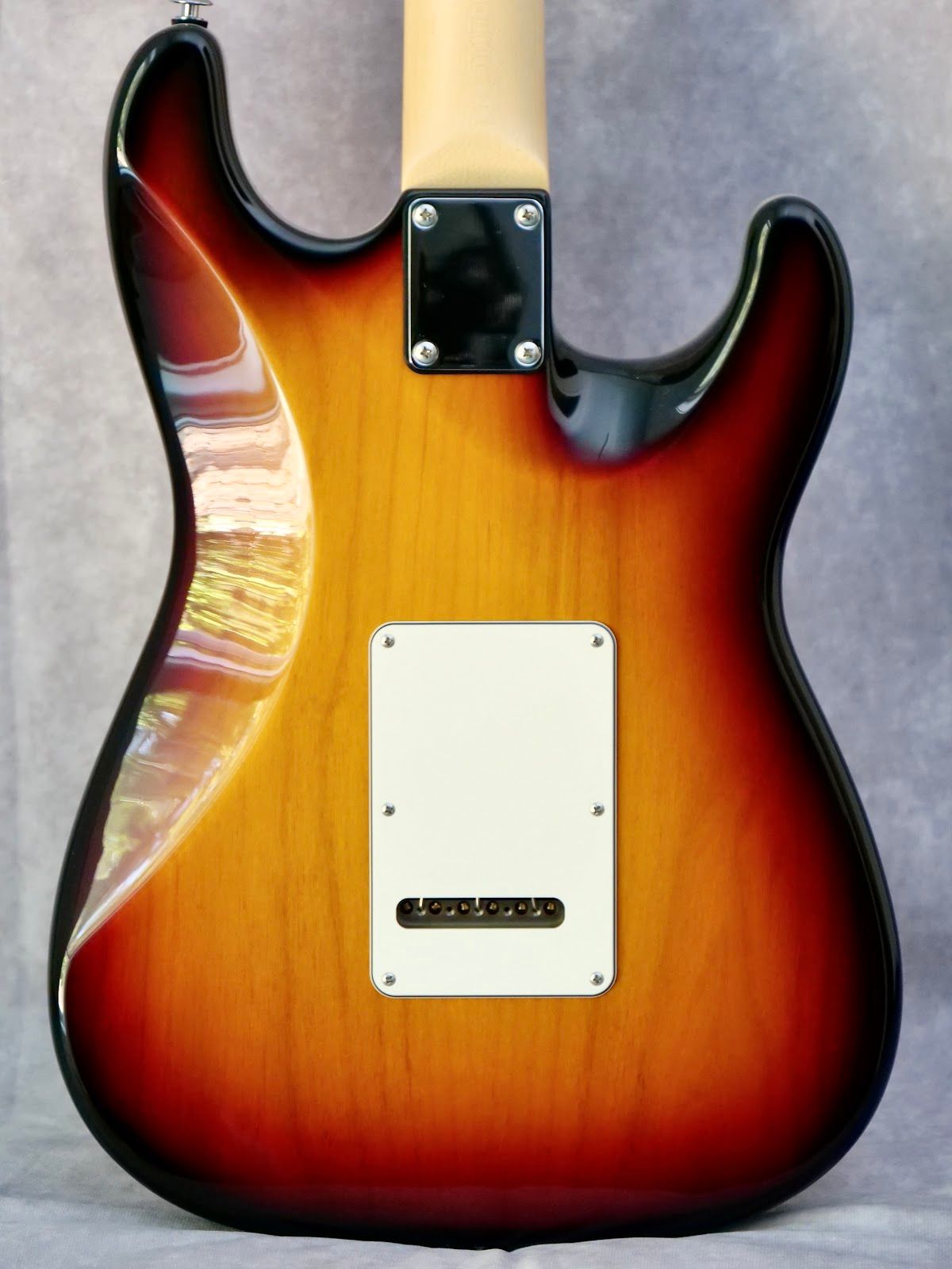 Suhr Classic S 3 Tone Burst #287 left-handed guitar