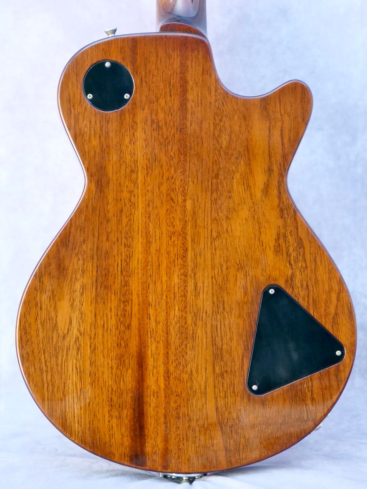 Collings 470JL Sunburst left-handed guitar