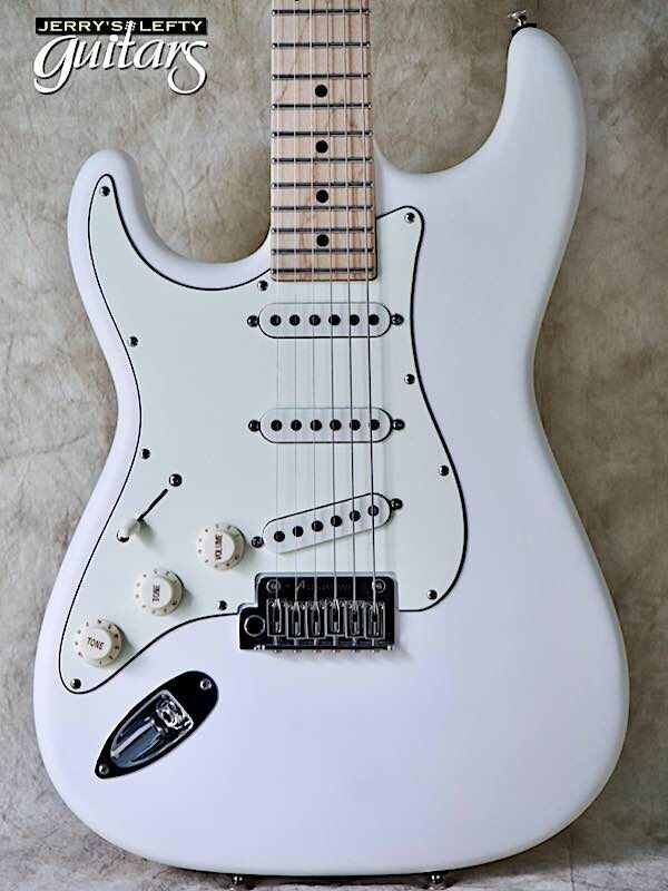 Anderson Shorty Icon Classic Shorty Arctic White Electric No.042