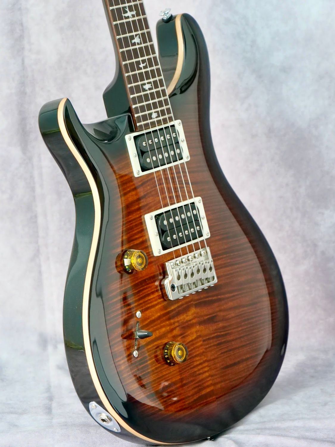 PRS SE Custom 24 Black Gold Burst #692 left handed guitar