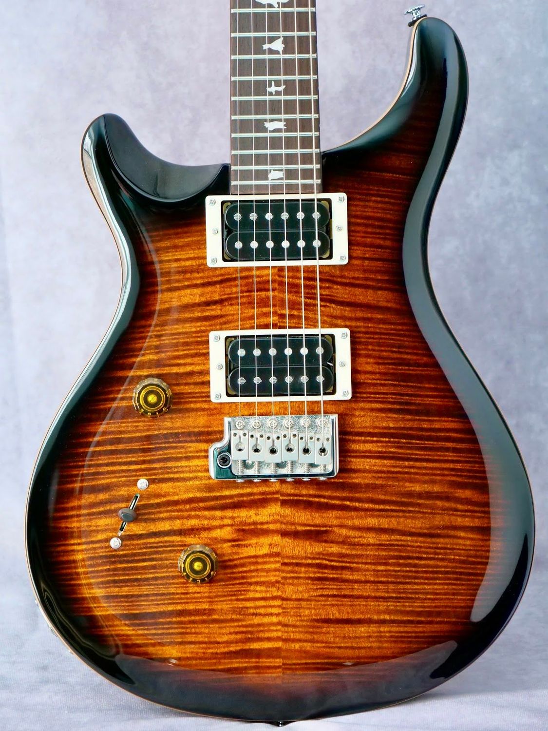 PRS SE Custom 24 Black Gold Burst #692 left handed guitar