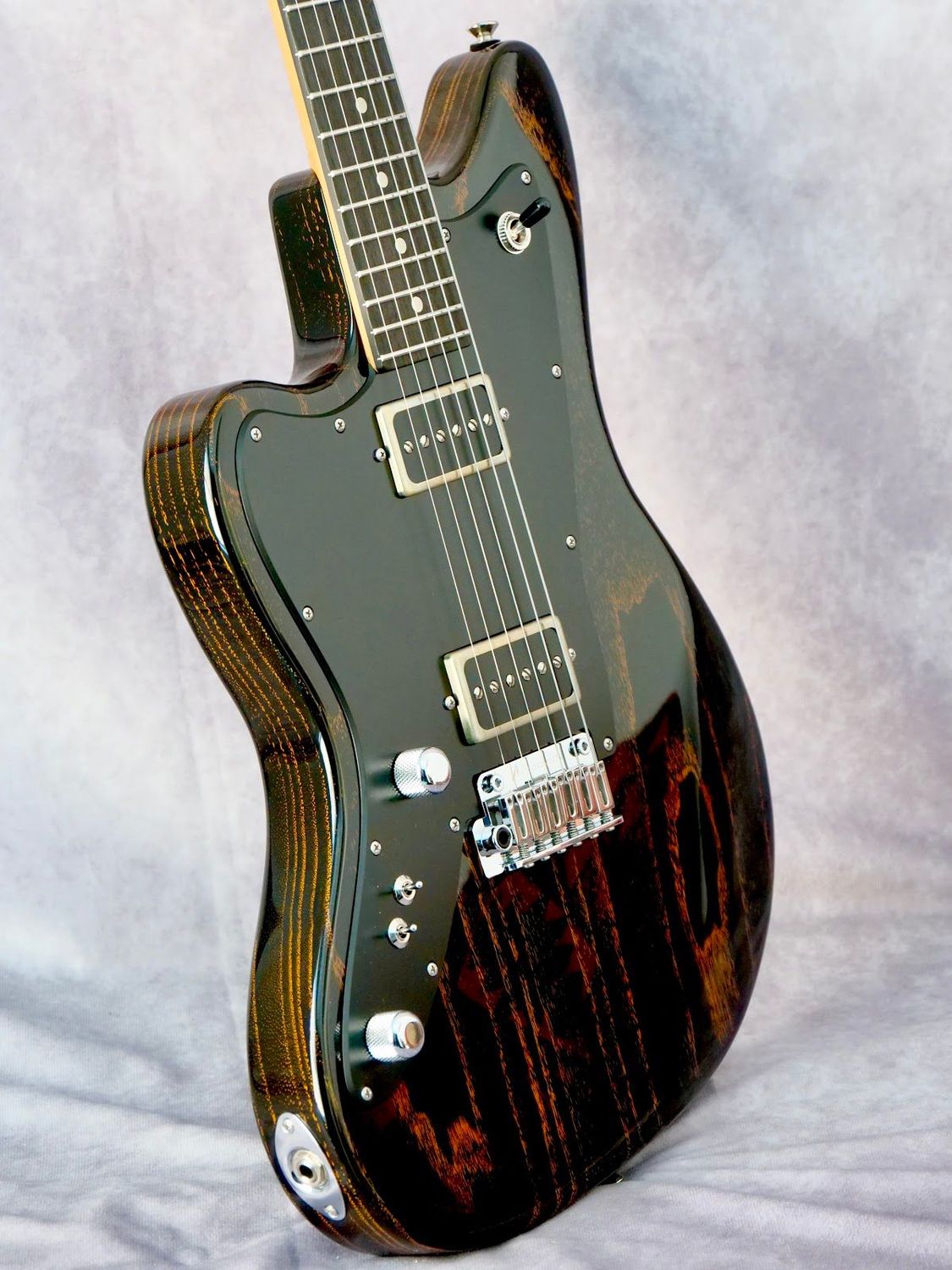 Anderson Raven Classic Black w/Orange Doghair left handed guitar