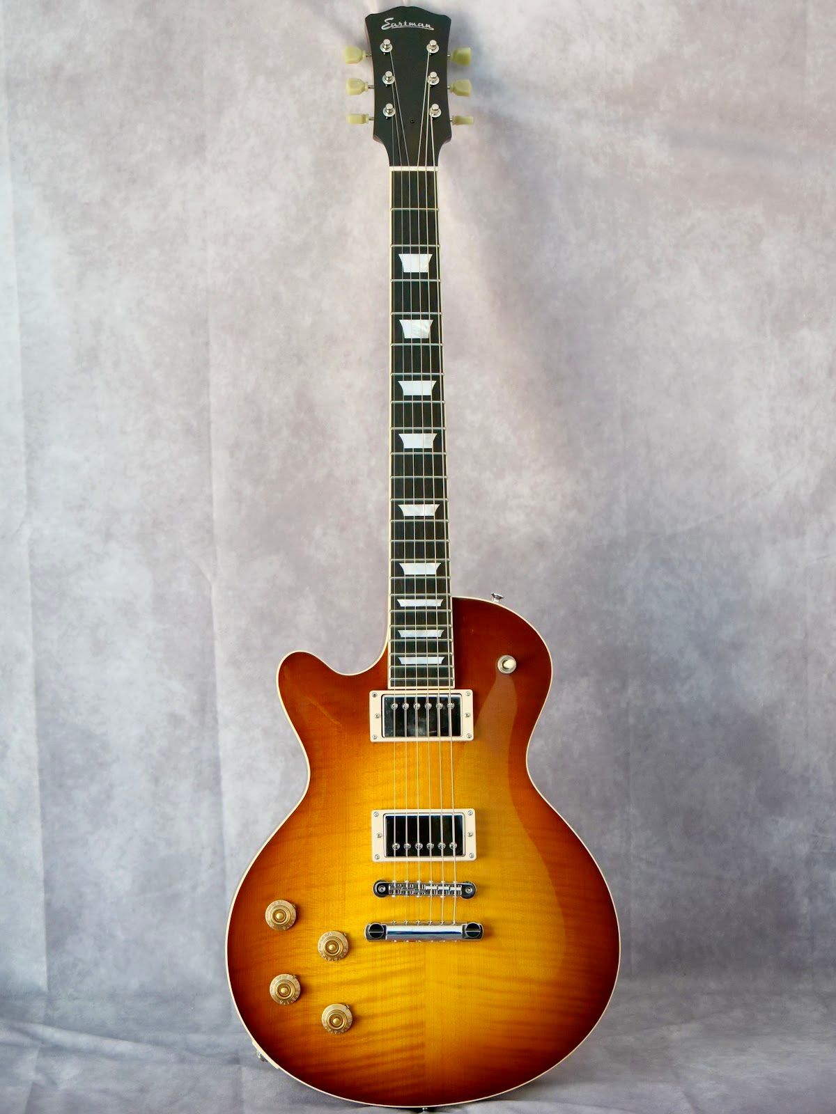 Eastman SB59 Goldburst #887 left handed guitar