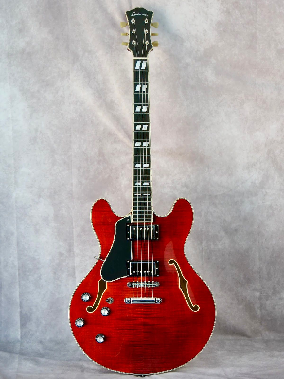 Eastman T486 Classic #581 left handed guitar