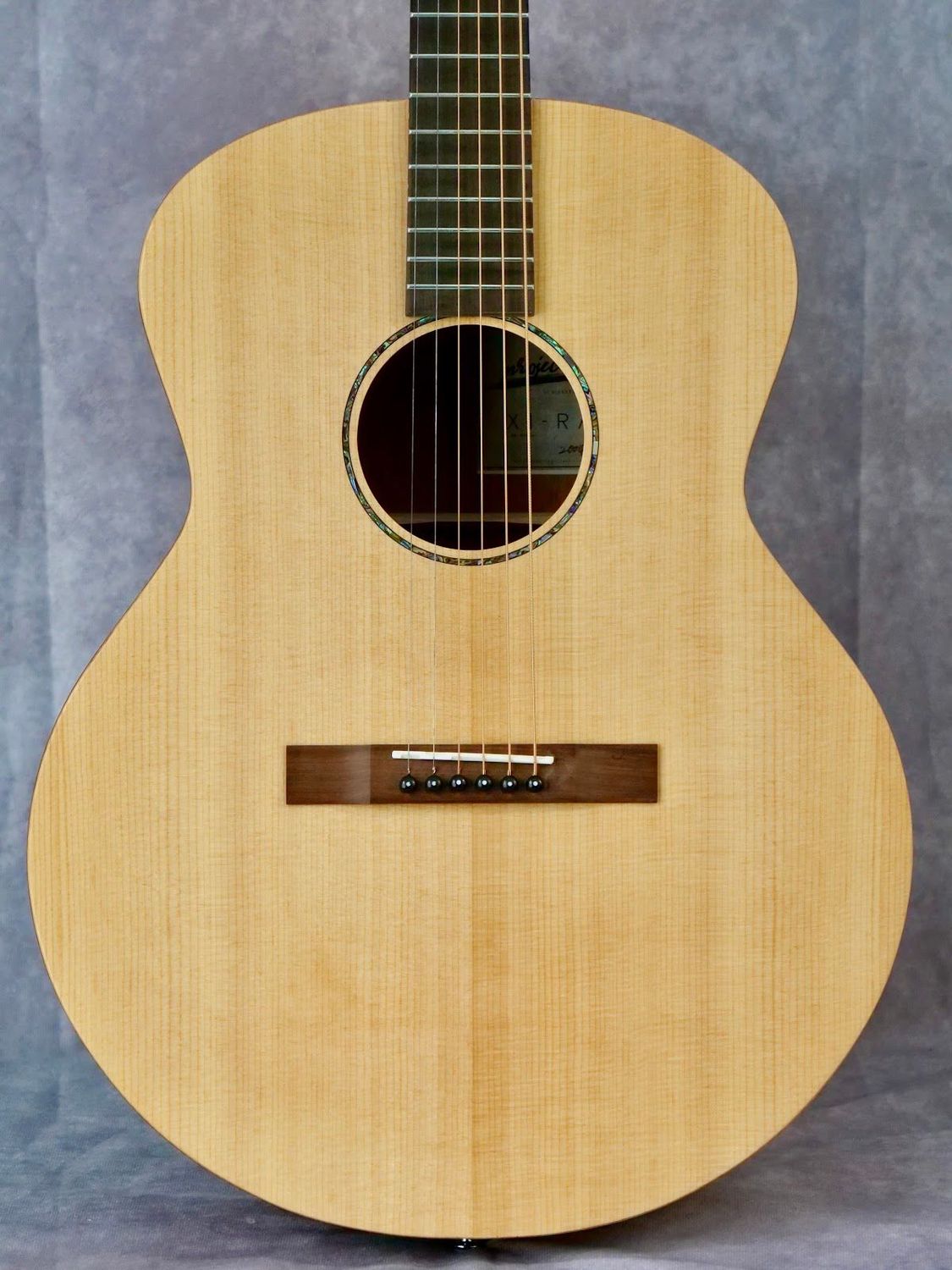 Maestro X1-RA Sitka/Mahogany Small Jumbo #010 left handed acoustic guitar