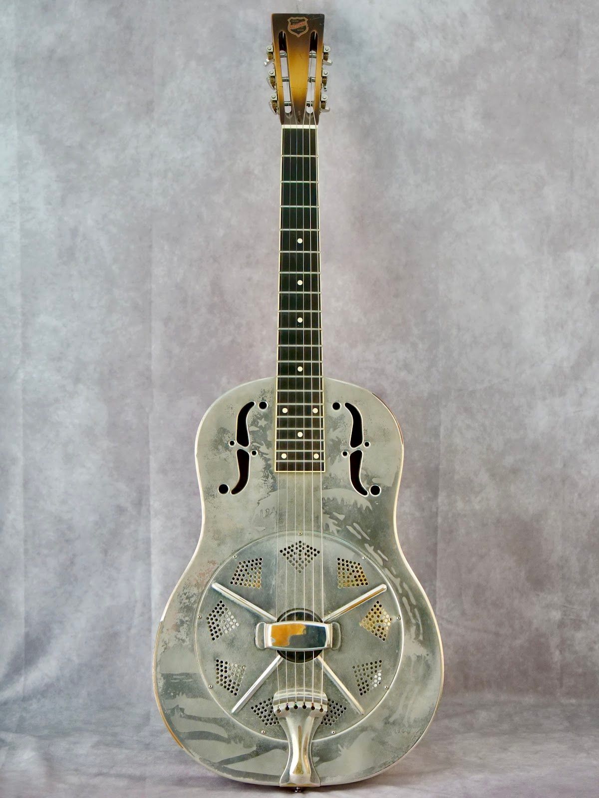 2005 National Replicon #811 left handed acoustic resonator guitar