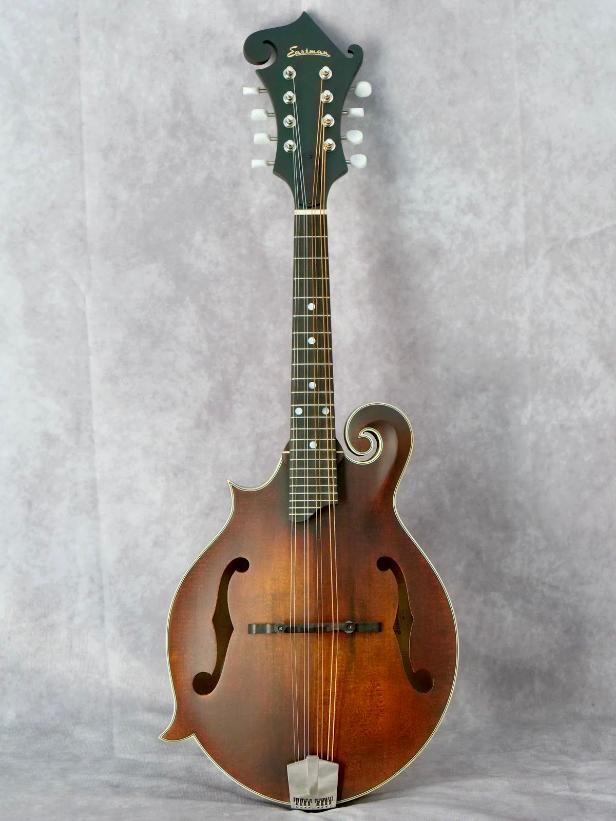 Eastman MD315 Classic #020 left handed mandolin