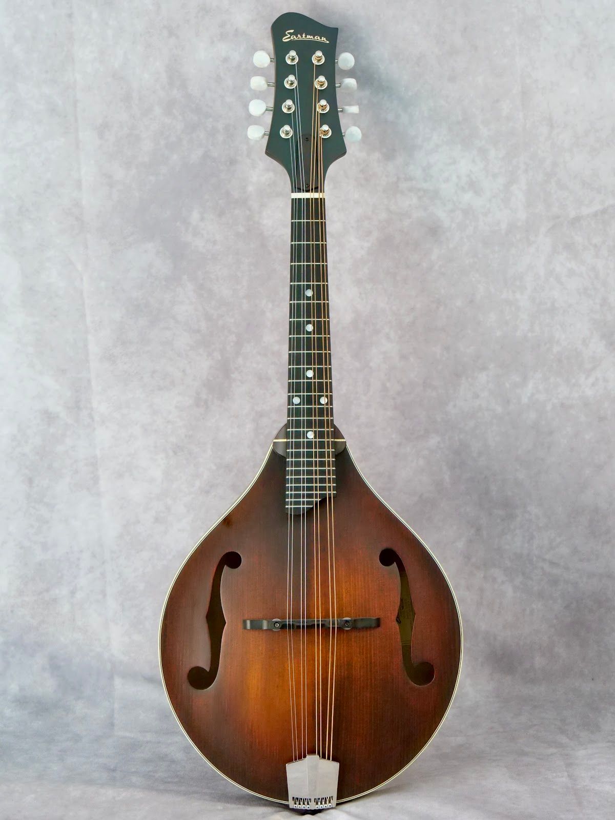 Eastman MD305 Classic #750 left handed mandolin