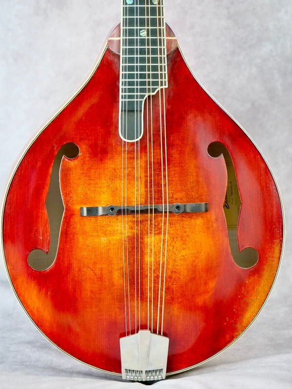 Eastman MD805/v Classic #072 left handed mandolin