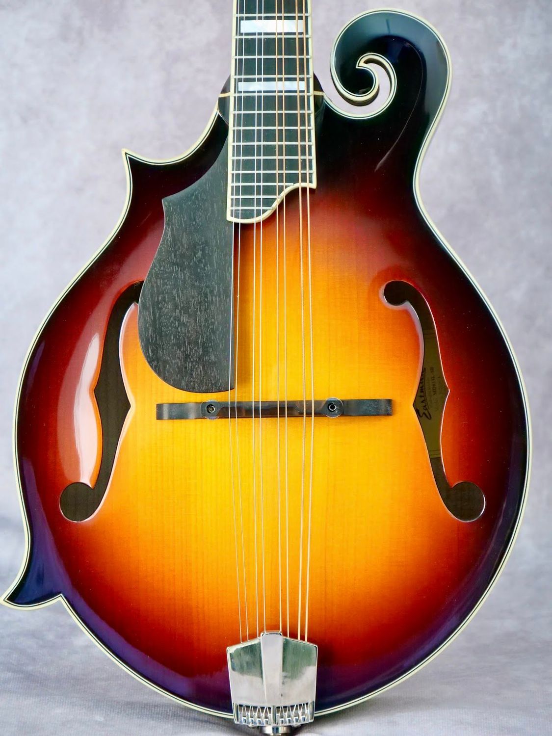 Eastman MD615 Sunburst #747 left handed mandolin