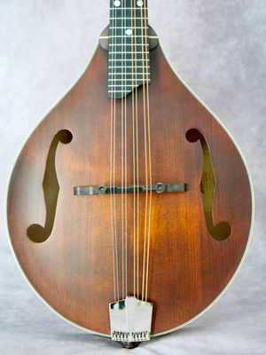 Eastman MD305 Classic #751 left handed mandolin Eastman MD305 Classic #751 left handed mandolin