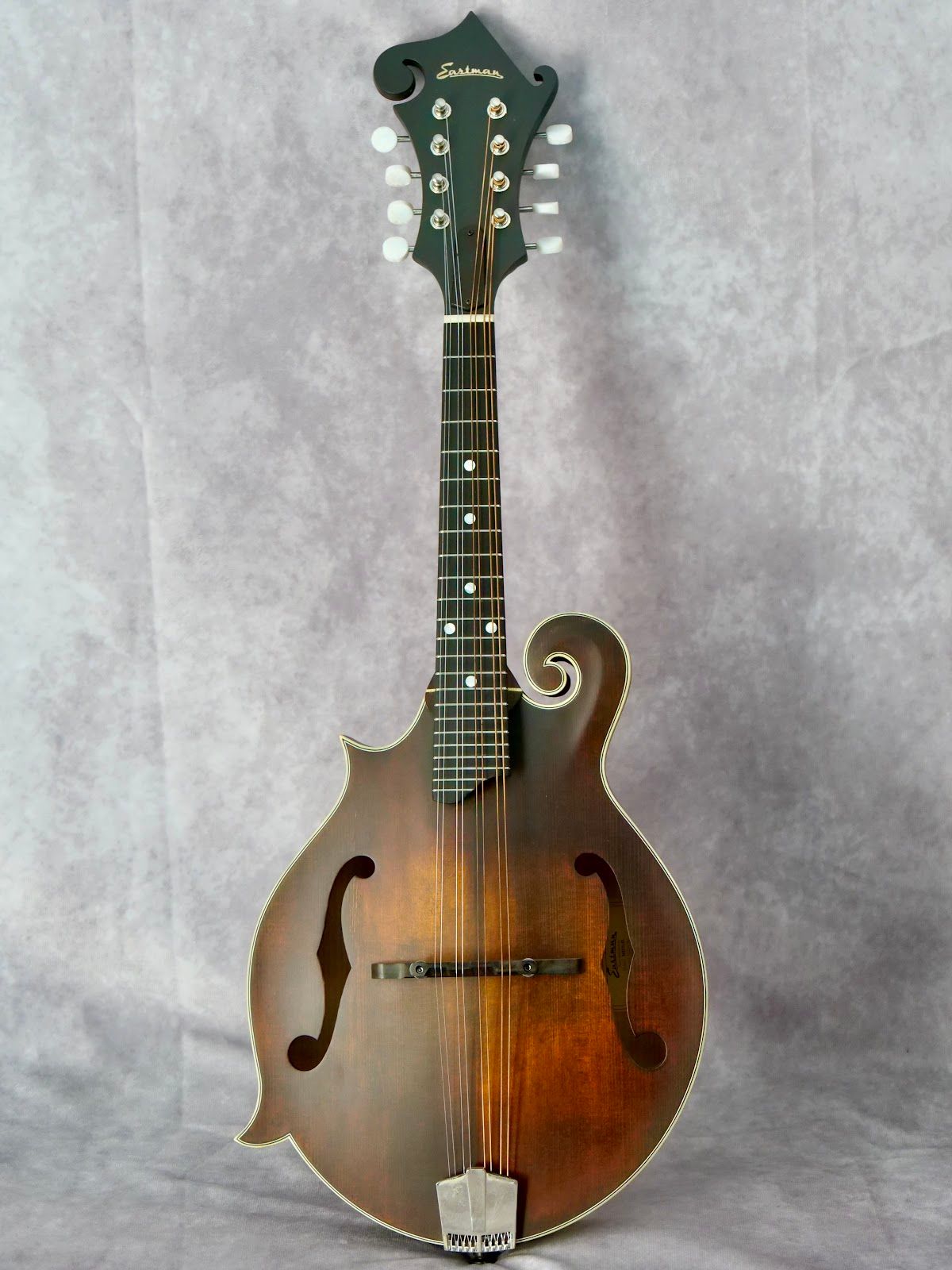 Eastman MD315 Classic #780 left handed mandolin