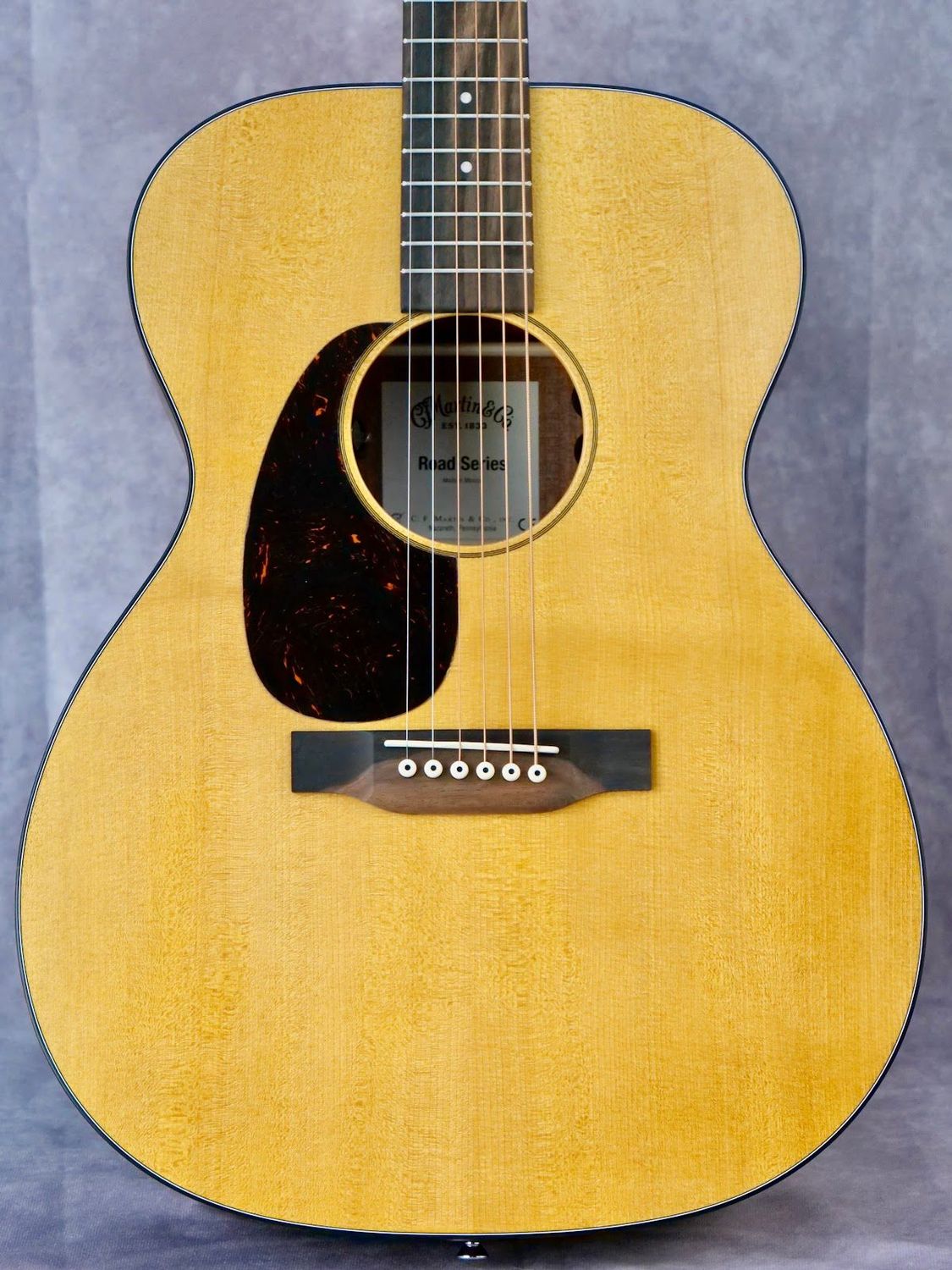 Martin Road Series 000 Retro #932 left handed acoustic guitar