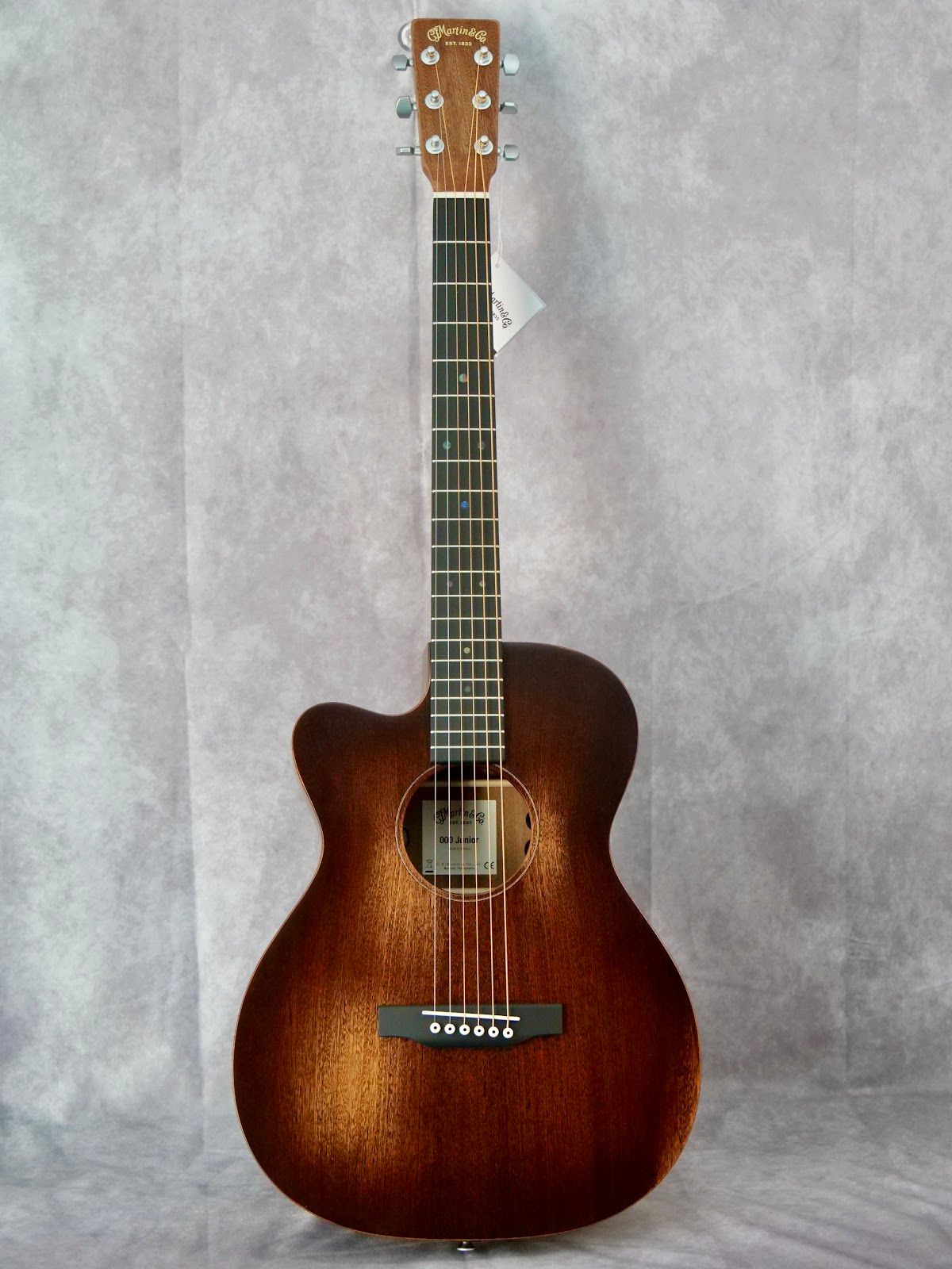 Martin 000C Jr E Streetmaster #387 left handed acoustic guitar