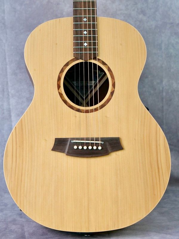 Cole Clark AN2A3 Deluxe Bunya/Rosewood #986 left handed acoustic guitar