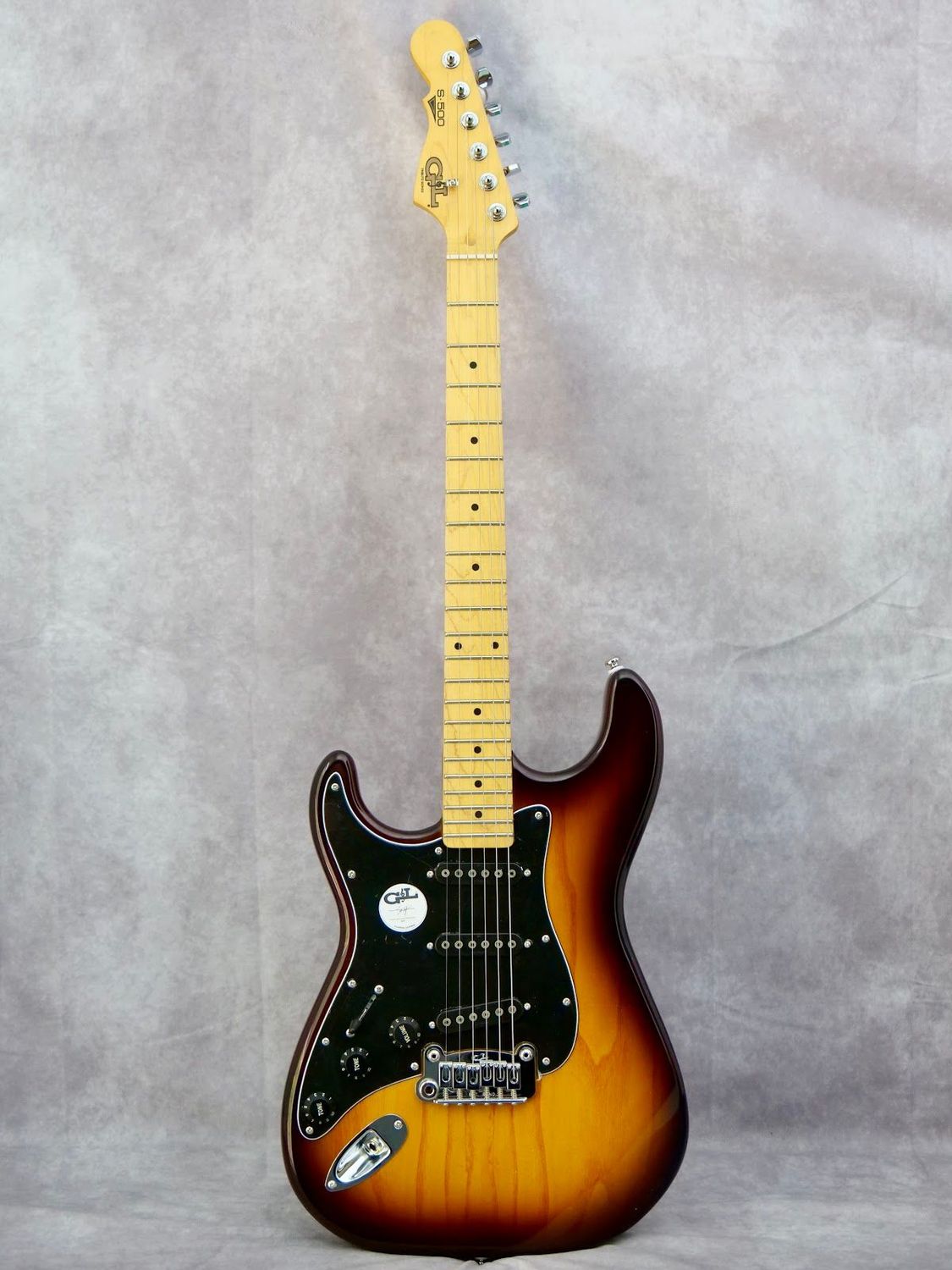 G&L S-500 Tribute 2 Tone Burst left handed guitar
