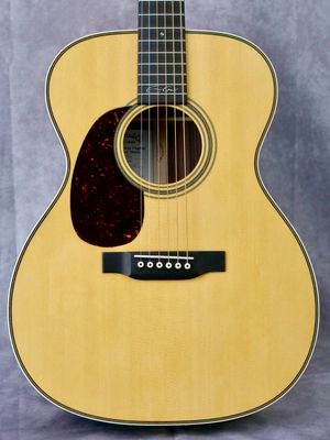 Martin 000-28EC Eric Clapton #054 left handed acoustic guitar Martin 000-28EC Eric Clapton #054 left handed acoustic guitar