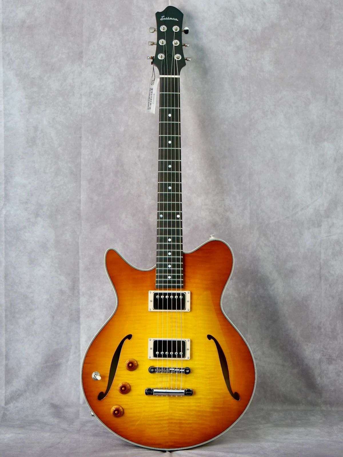 Eastman Romeo California GoldBurst #485 left handed electric guitar