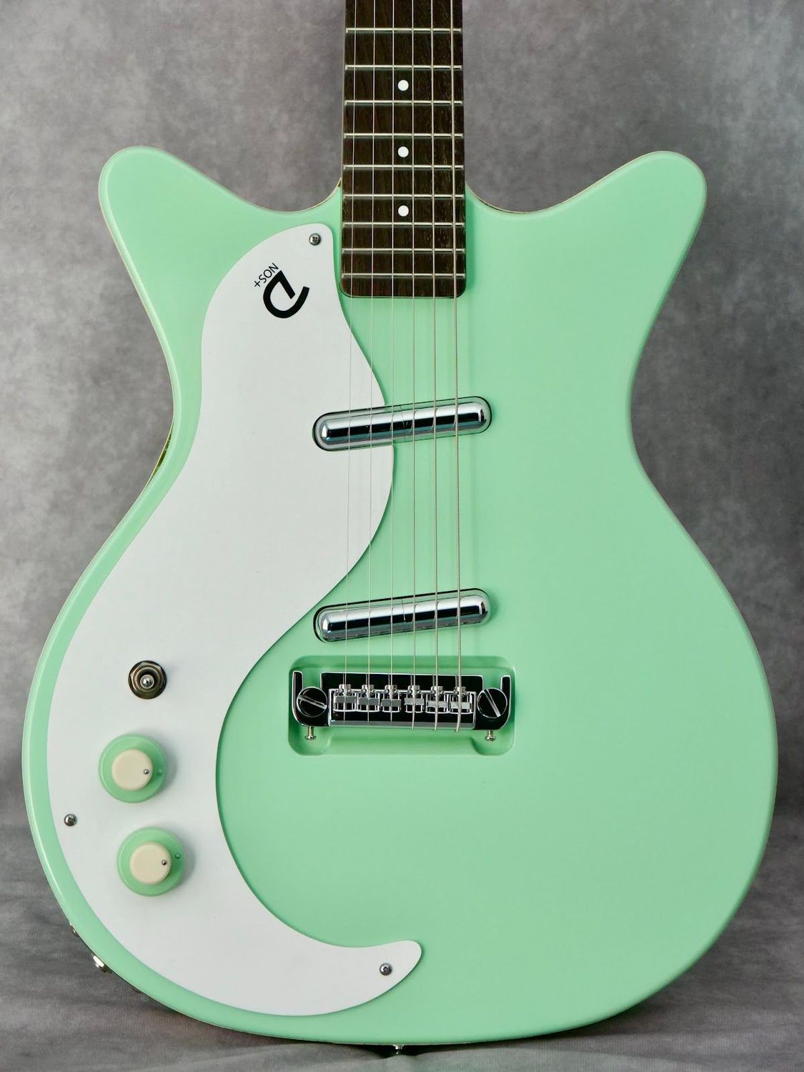 Danelectro '59 NOS Surf Green #476 left handed electric guitar