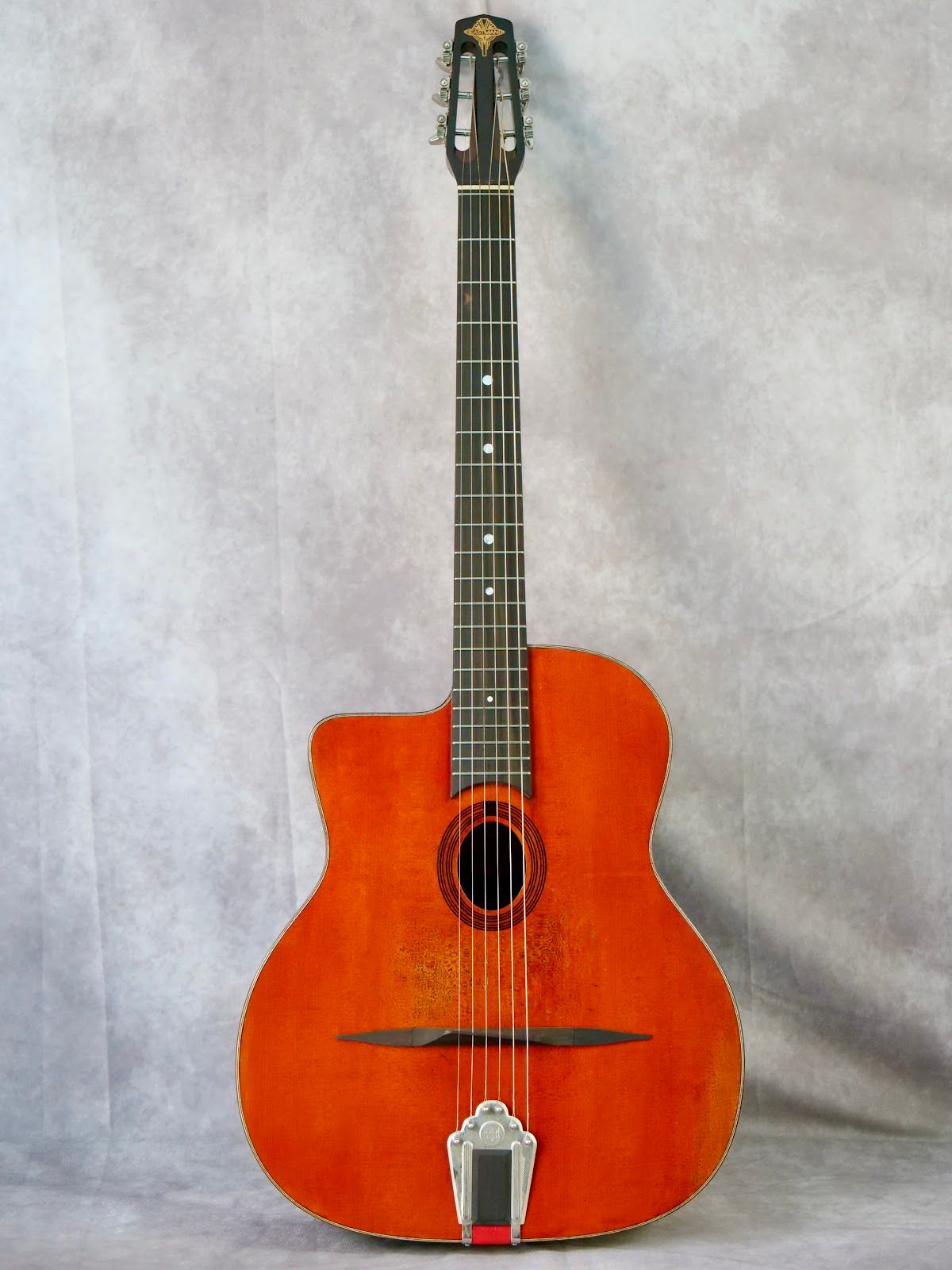 Eastman DM2/v Antique varnish #379 left handed acoustic guitar