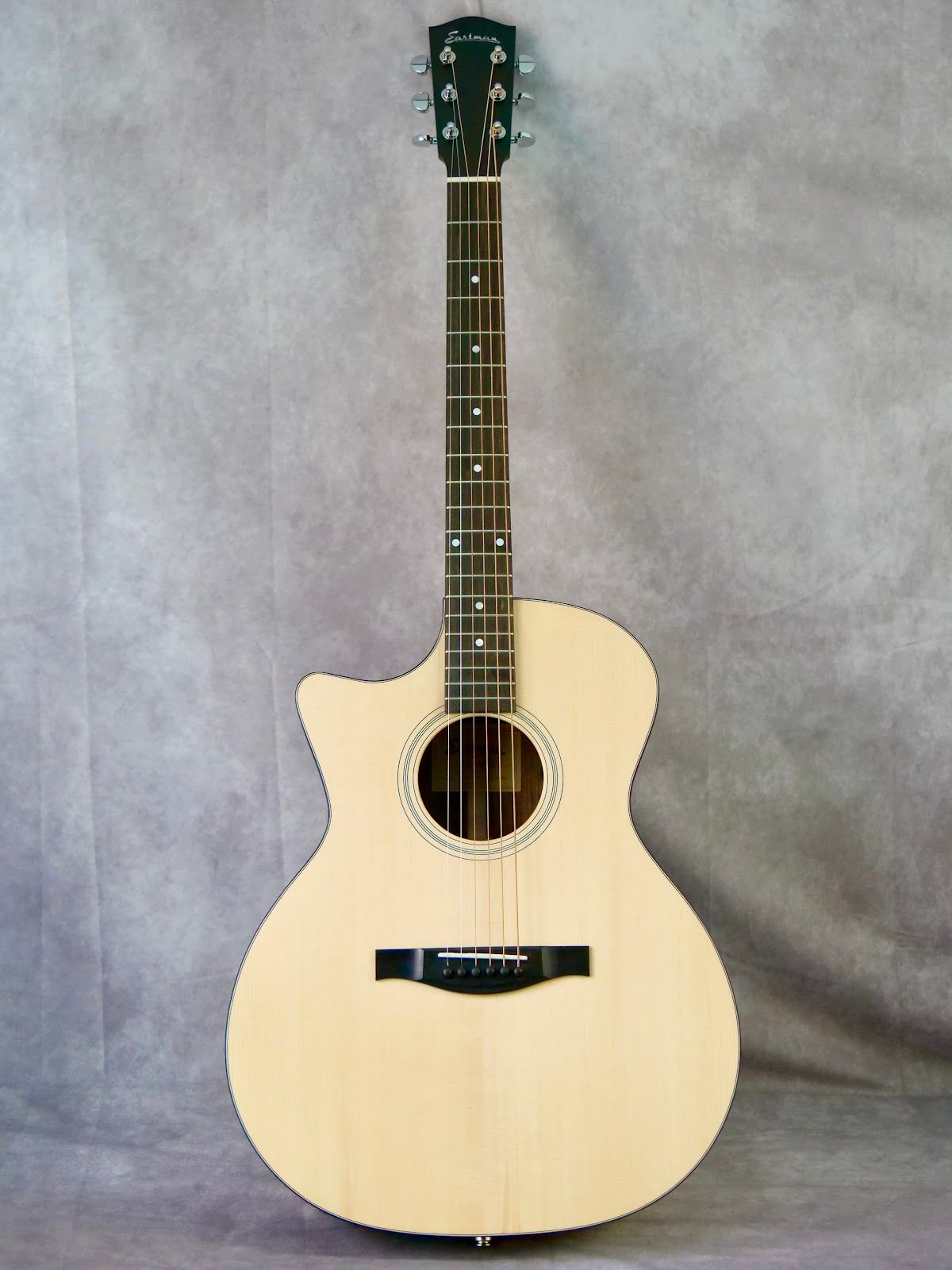 Eastman AC222CE #561 left handed acoustic guitar