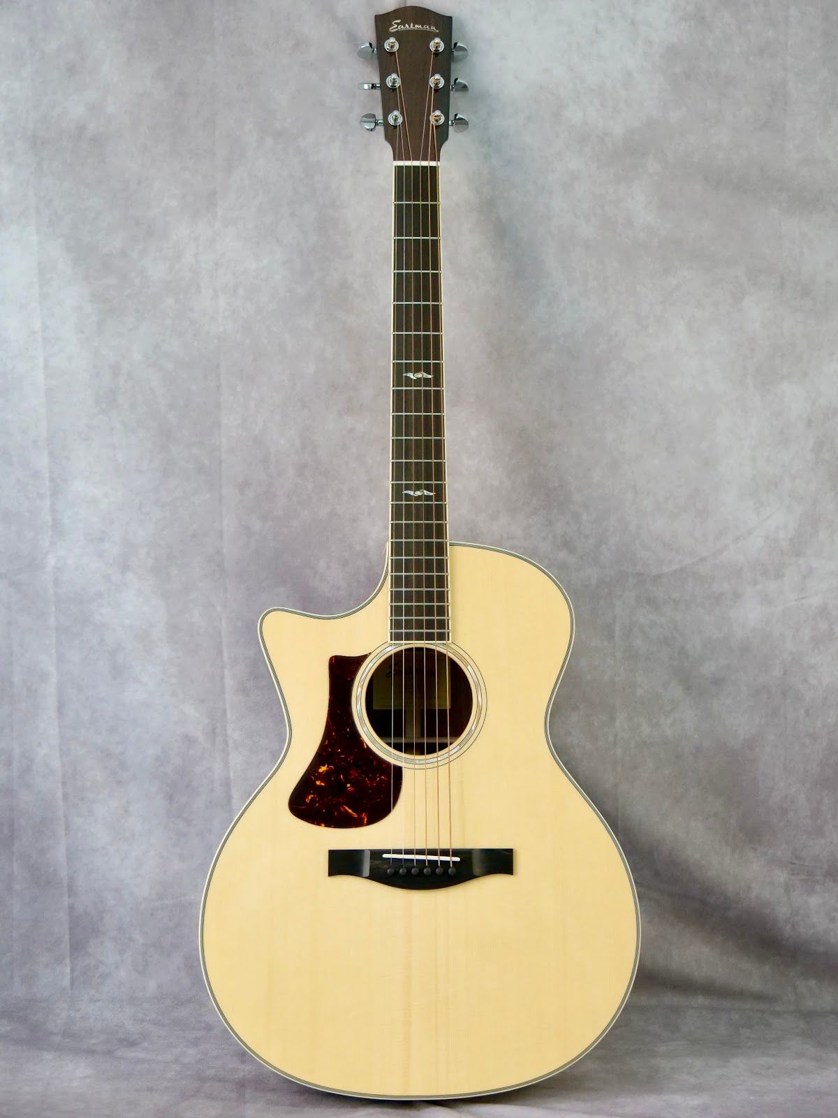 Eastman AC422CE #740 left handed acoustic guitar