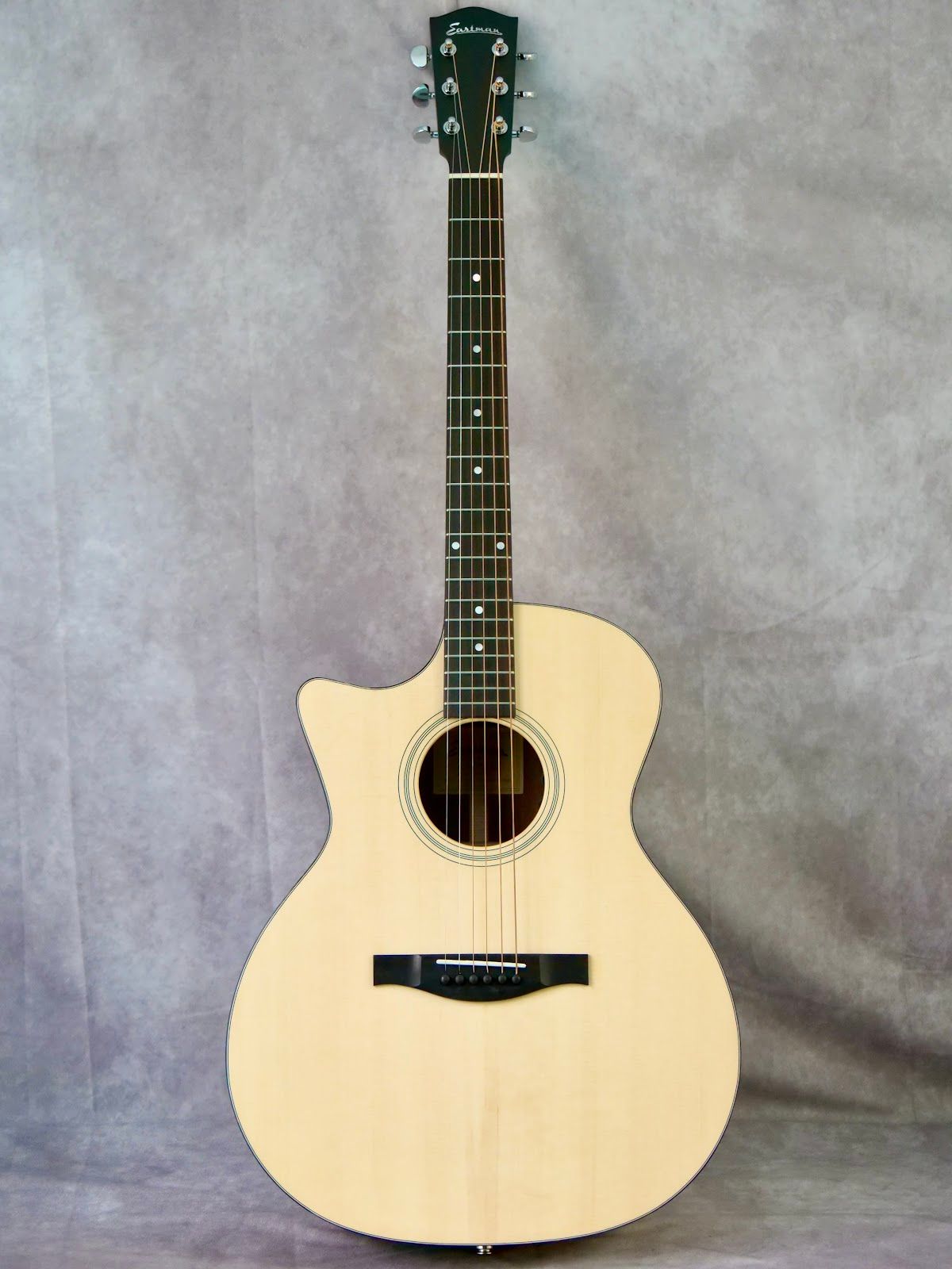 Eastman AC222 #565 left handed acoustic guitar