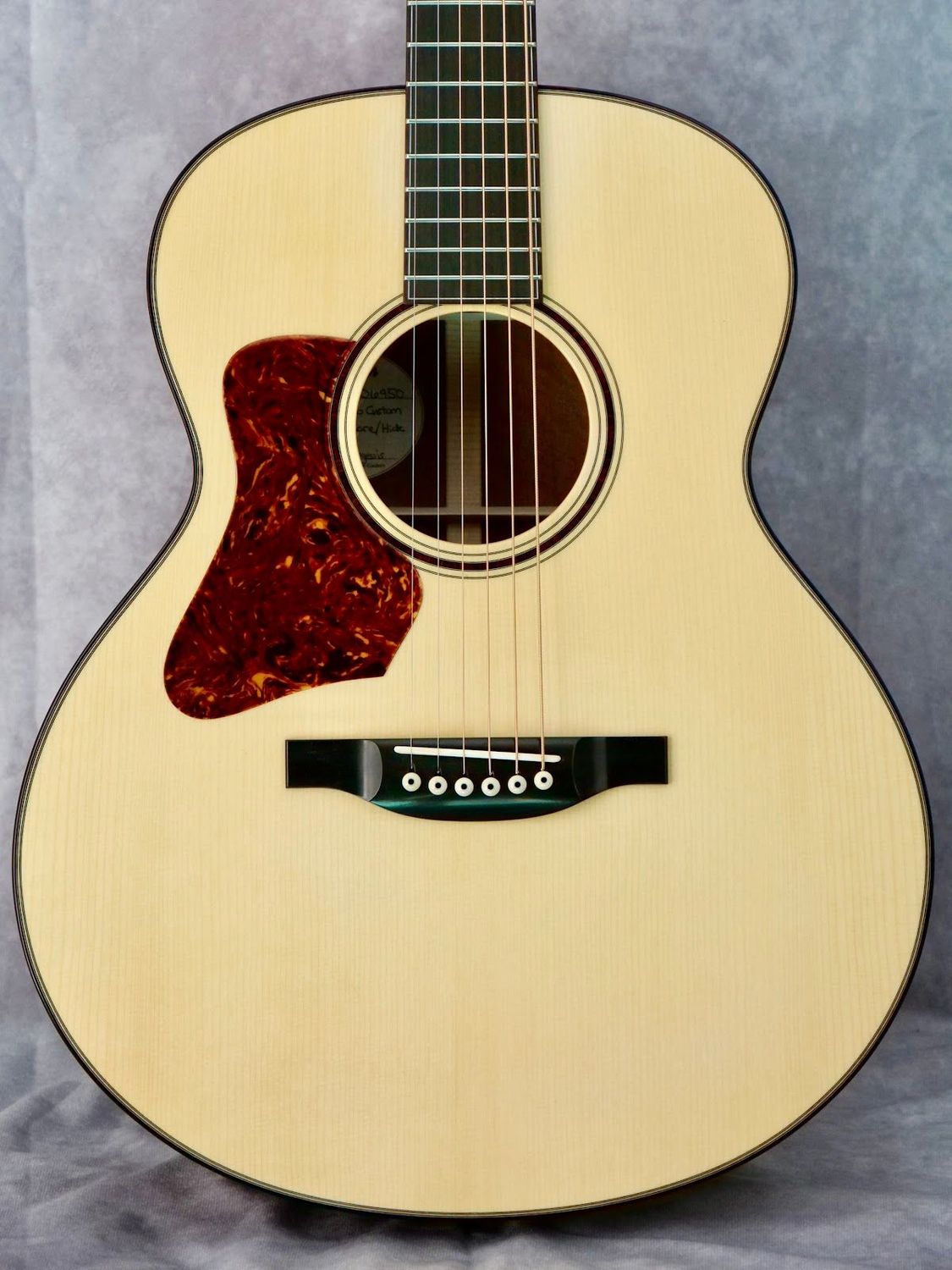 Bourgeois Custom Small Jumbo Adirondack/Makore (Pau Ferro) #950 left handed guitar