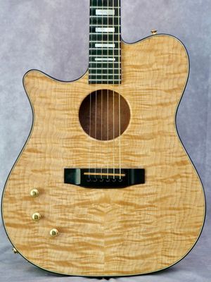 2002 Carvin Graig Chaquico Natural #111 left handed electric guitar 2002 Carvin Graig Chaquico Natural #111 left handed electric guitar