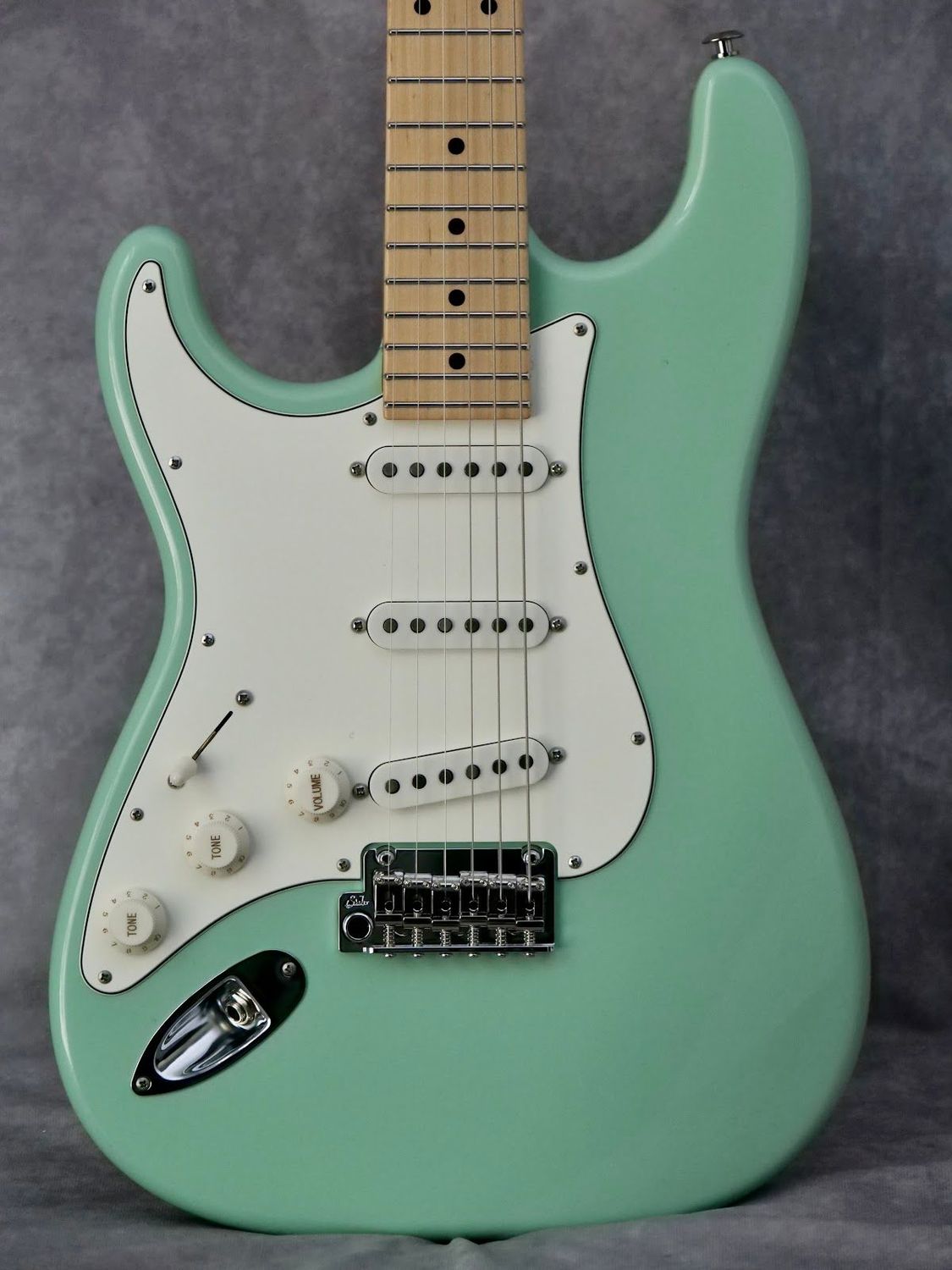 Suhr Classic S Antique Surf Green #121 left handed electric guitar Suhr Classic S Antique Surf Green #121 left handed electric guitar