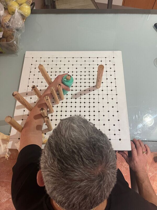 Tabla de posicionamiento, trabajo de la destreza motórica y motricidad fina/gruesa