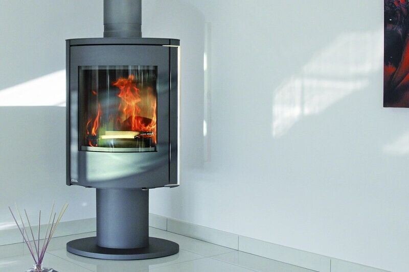 Poêle à bois FONTE FLAMME : modèle Nara