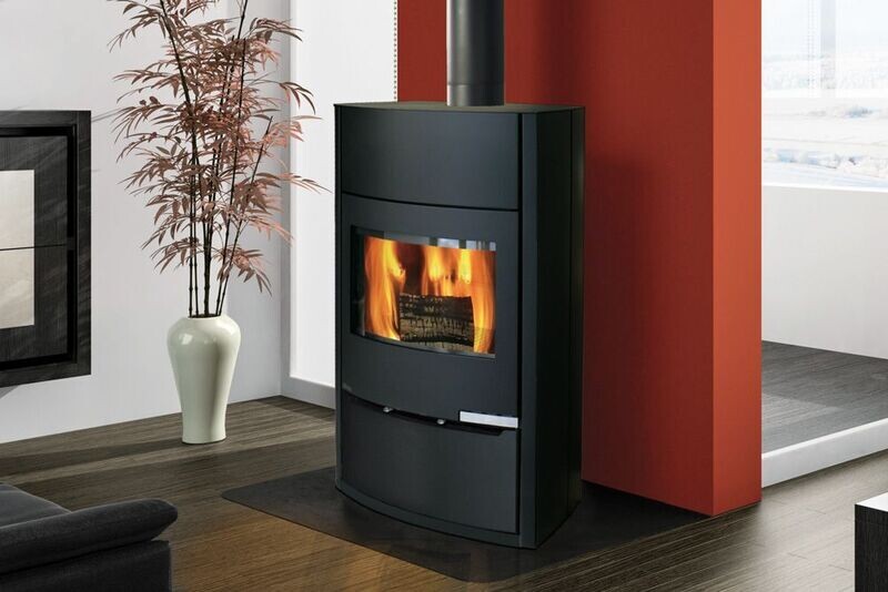 Poêle à bois FONTE FLAMME : modèle Magma