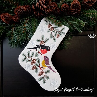 Дизайн вышивки Новогодний носок со Снегирем и Синичкой - 5 размеров