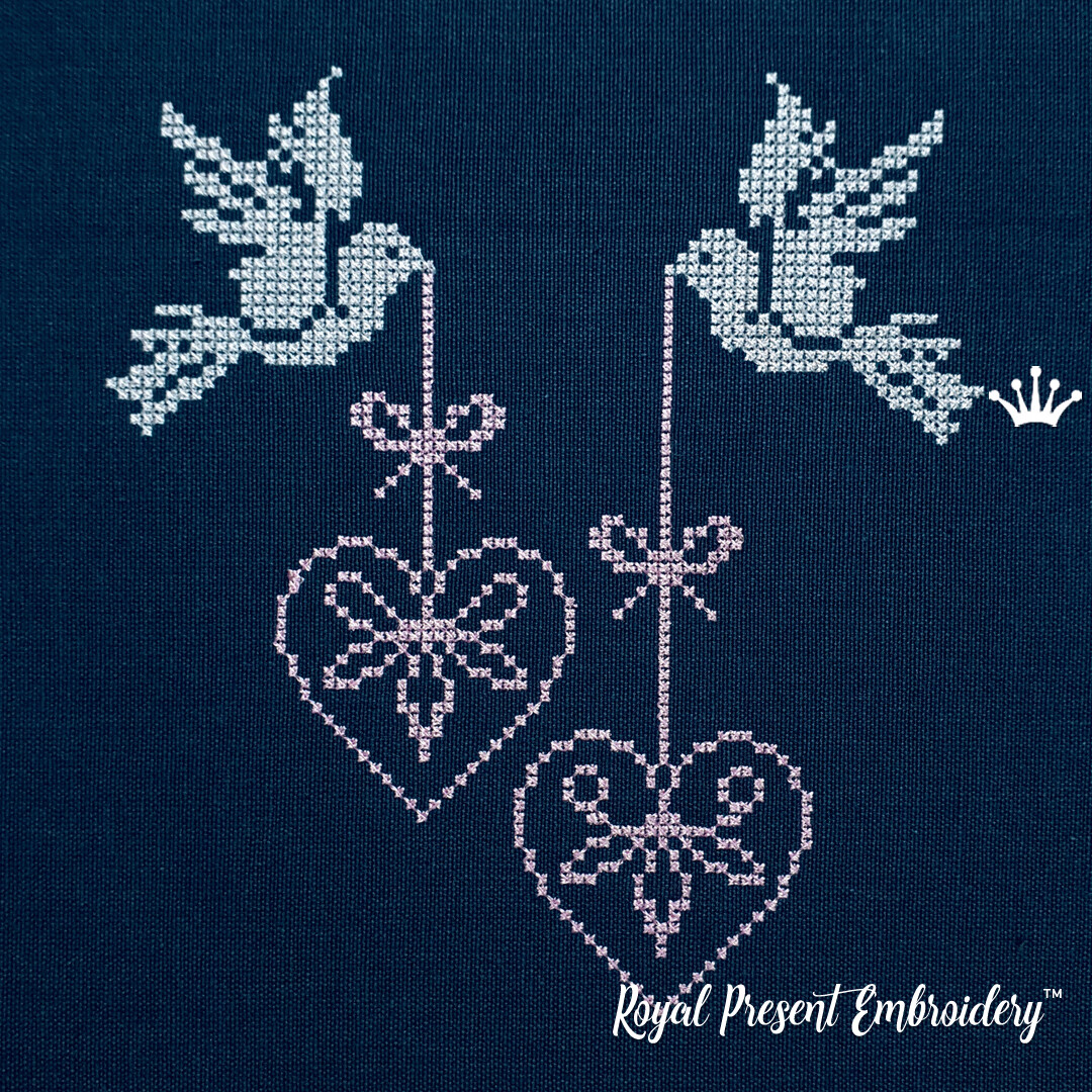 Голуби с Сердечками Дизайны машинной вышивки крестом - 2 размера