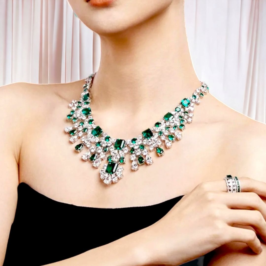 ROYAL HAUTE COUTURE NECKLACE EMERALD
