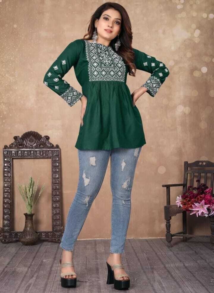 👗Beautiful top digines with with new artical with embroidery work