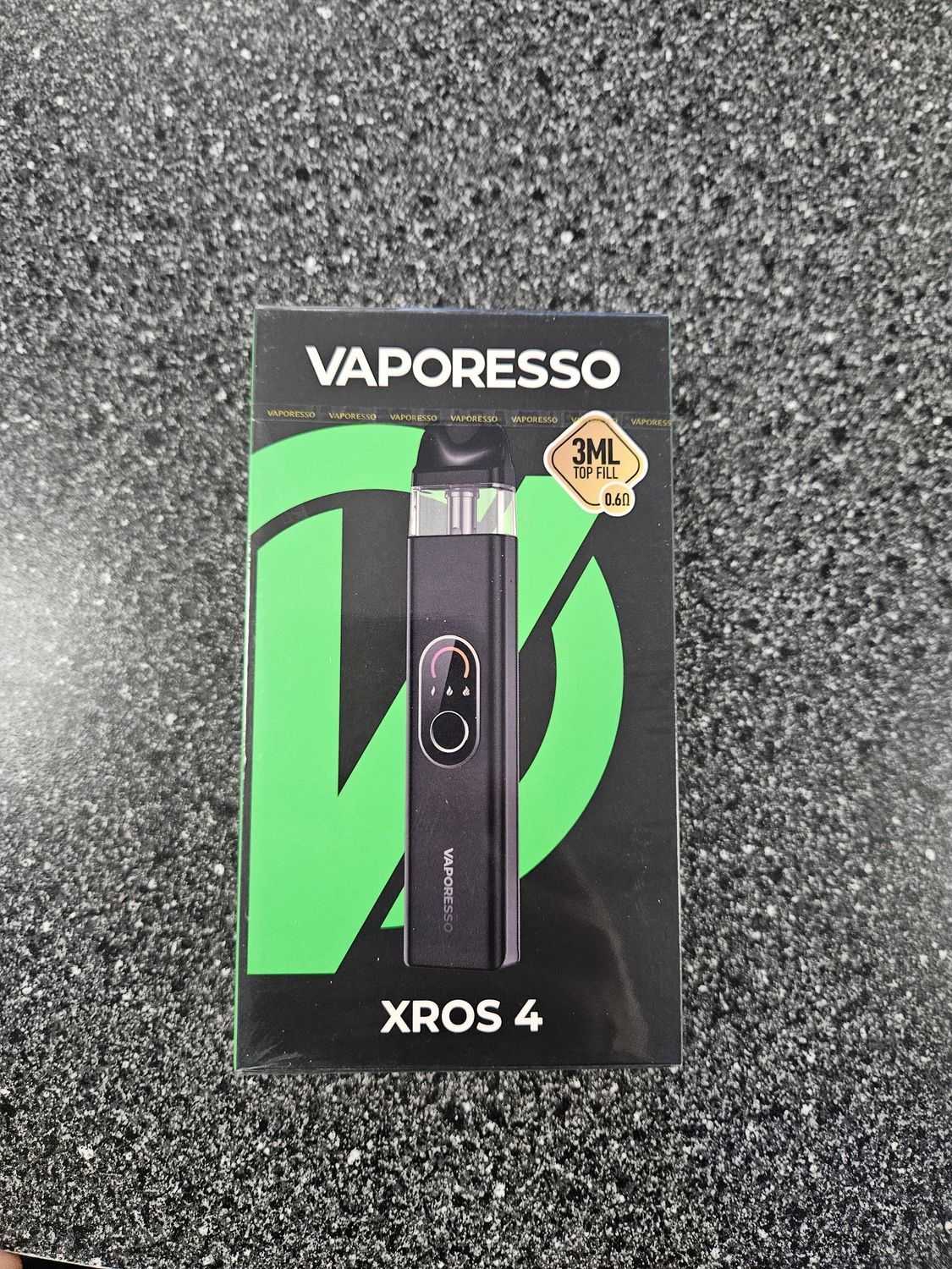 Vaporesso Xros 4 Device Kit Black