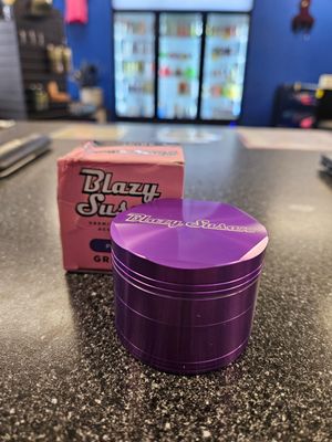 Blazy Susan Grinder 4 Piece Purple