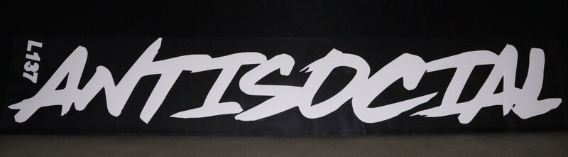 Antisocial Long Windschutzscheibe Banner