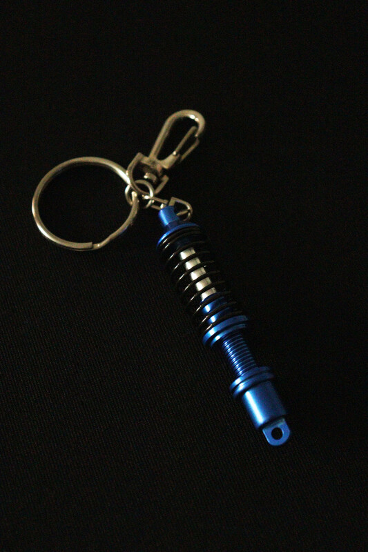 Fahrwerk Blue Schlüsselanhänger