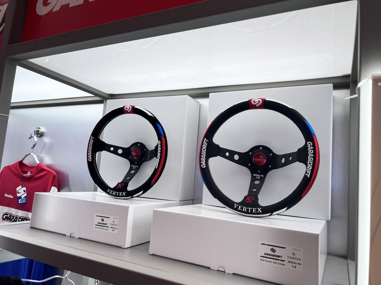 Vertex Lenkrad "VERTEX x GARASI DRIFT" Limited Edition Wildleder