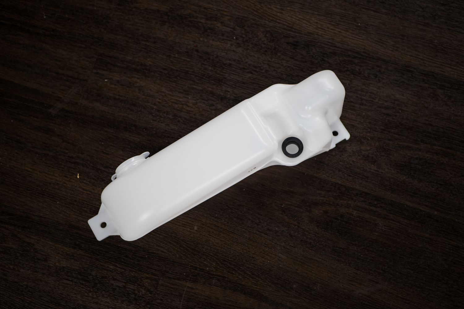 Suzuki Cappuchino Wischwassertank