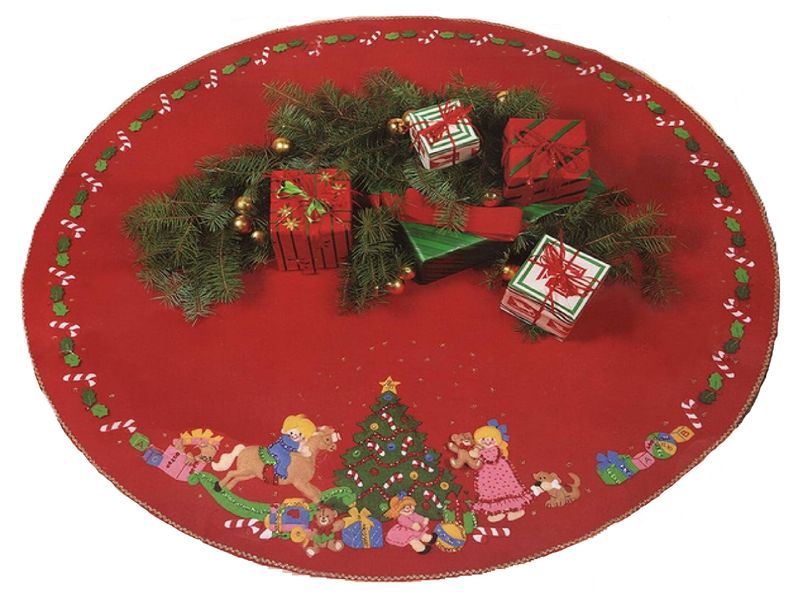 Bucilla Christmas Morning Tree Skirt style 82926 Bucilla Christmas Morning Tree Skirt style 82926