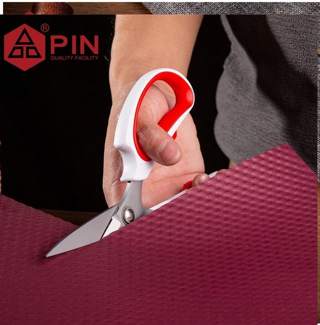 PIN - Q8 Professional Selected Steel Fine Quality 32 layer Fabric Sewing Scissors