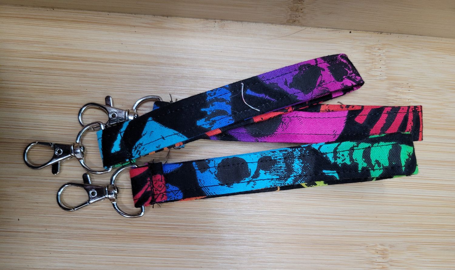 rainbow skulls