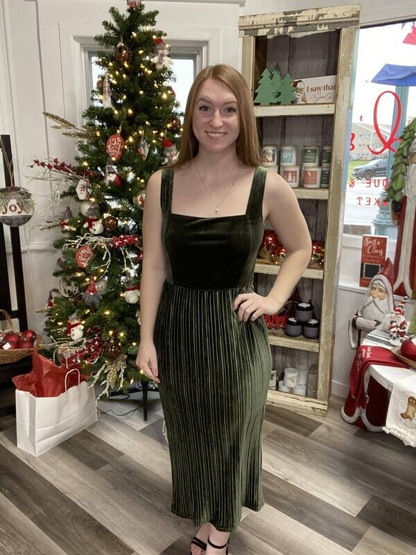 Square Neck Velvet Midi Dress