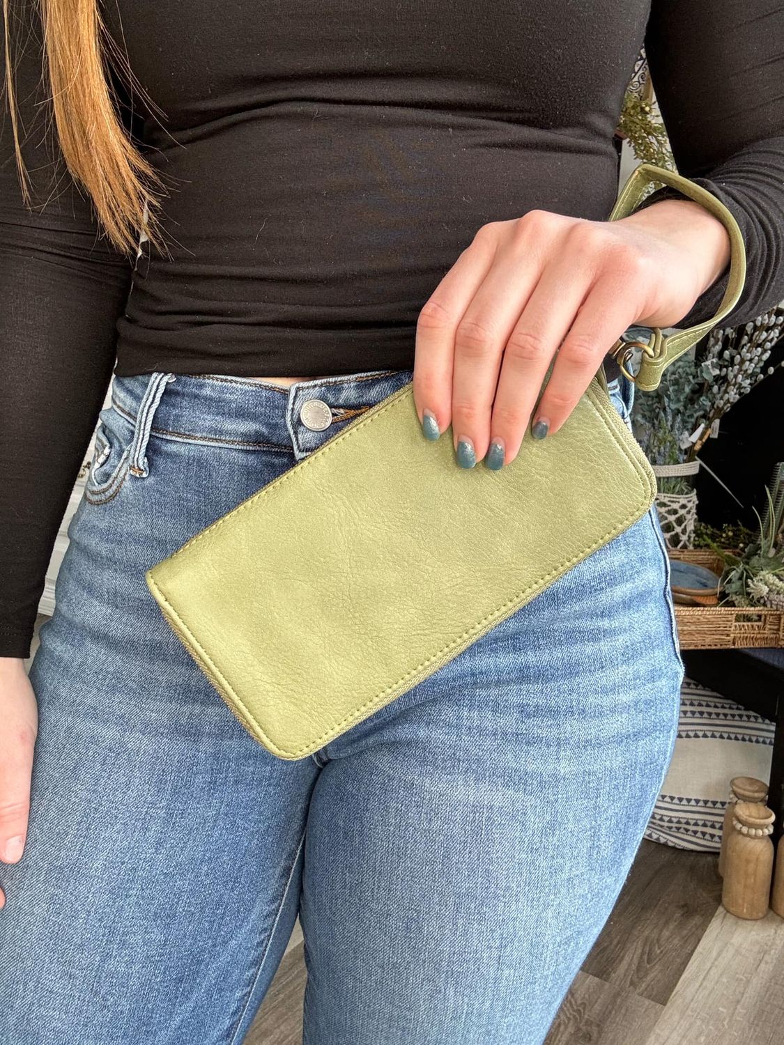 Eucalyptus Chloe Zip Around Wallet/Wristlet