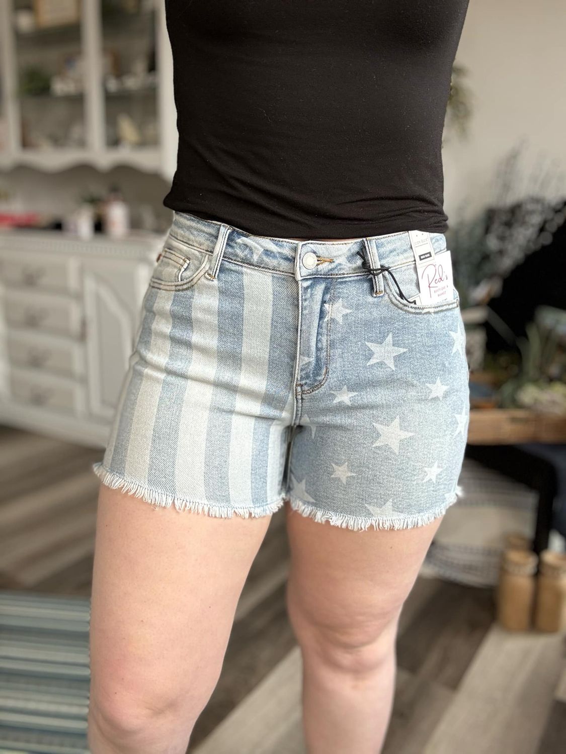 Judy Blue Star &amp; Stripe Bleach Fray Hem Shorts